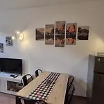 Roccolo شقة *